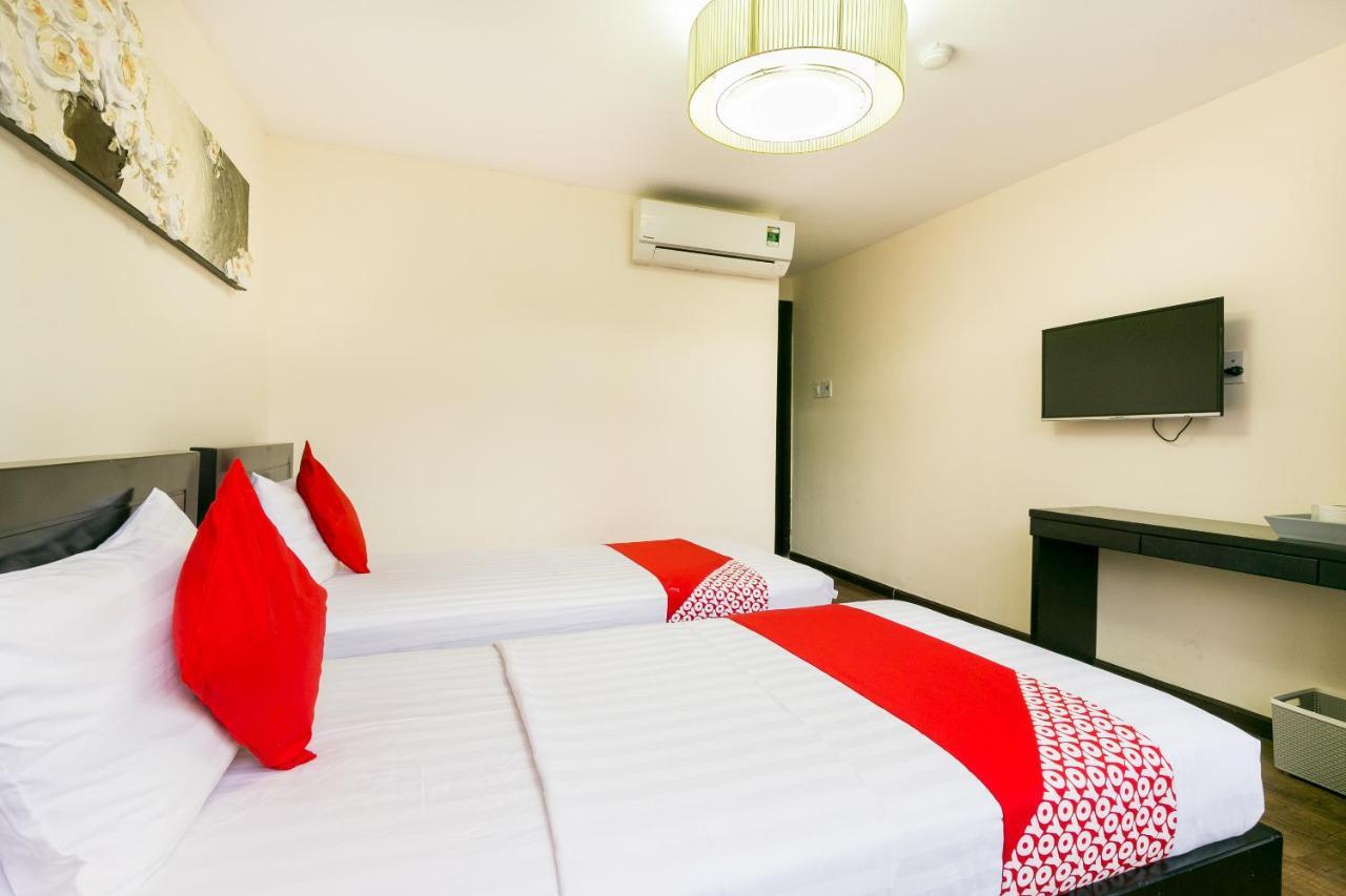 Oyo 438 Small Bay Hotel Ho Či Minovo Město Exteriér fotografie