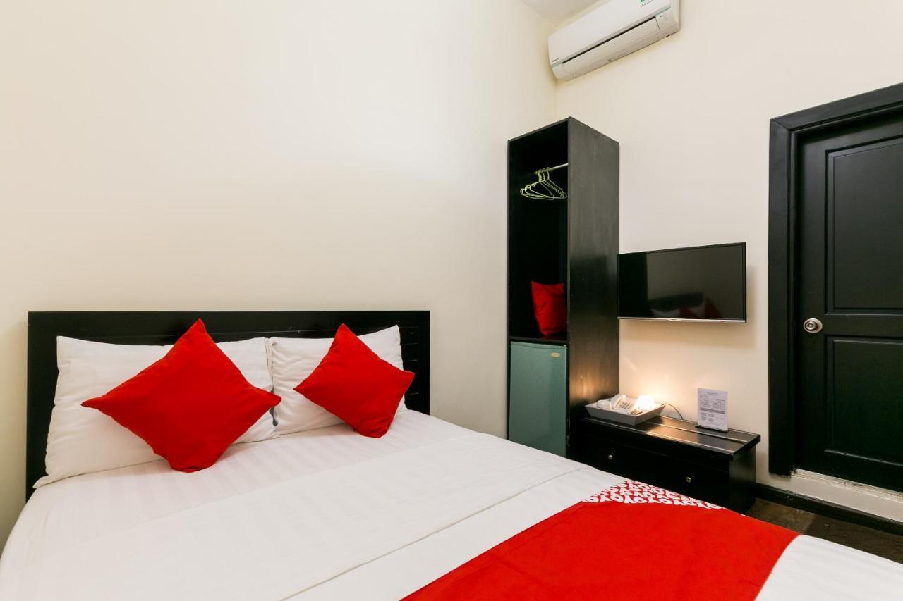 Oyo 438 Small Bay Hotel Ho Či Minovo Město Exteriér fotografie