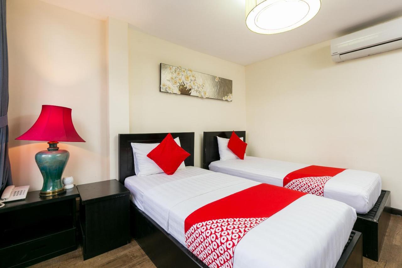 Oyo 438 Small Bay Hotel Ho Či Minovo Město Exteriér fotografie